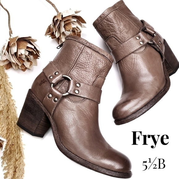 Frye Shoes - FRYE Brown Tan Distressed Heeled Leather Ankle Boots 5½ m
